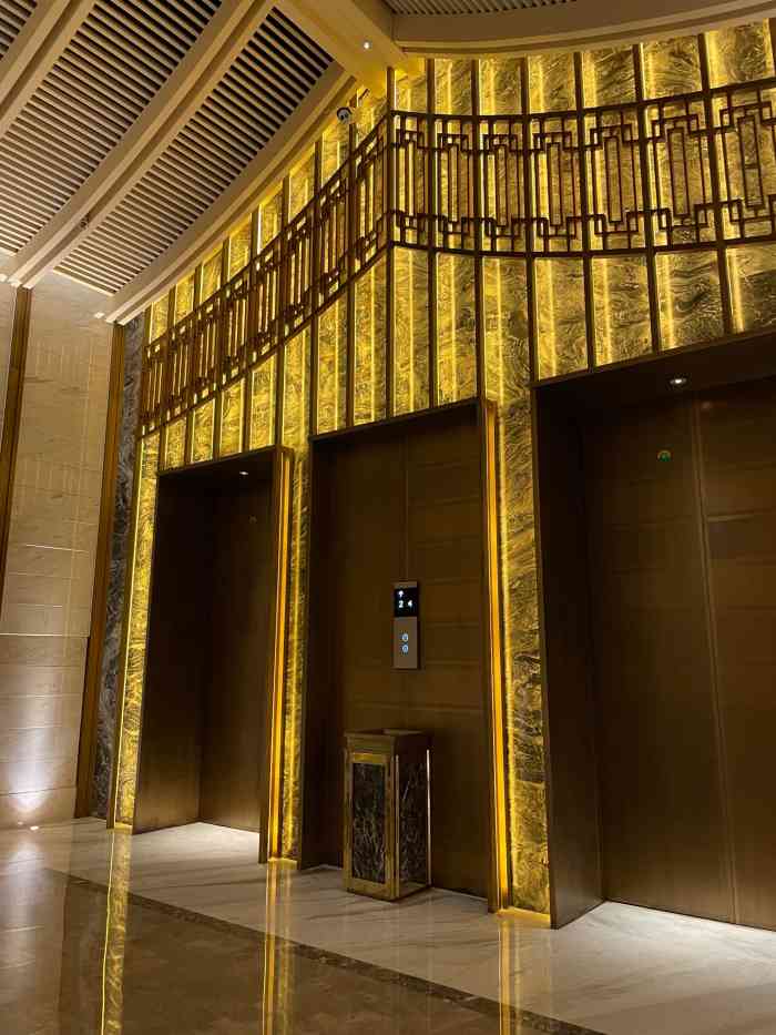 浅深(厦门店)-"环境确实很好,包括整体的设施,还有用的洗.