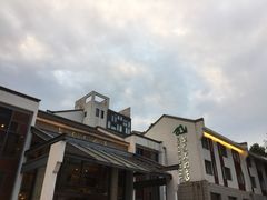 -九华山聚龙大酒店