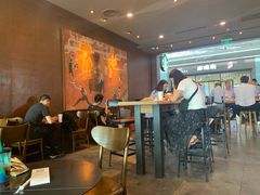 大堂-星巴克(天津滨海国际机场1店)