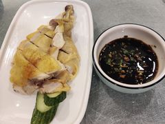 -侬佳蒸菜馆(听潮店)