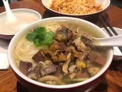鸡汤金色时件面-上海人家花樣年华(中山公园店)