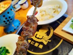 -娜仁图雅蒙古美食村(33小镇店)