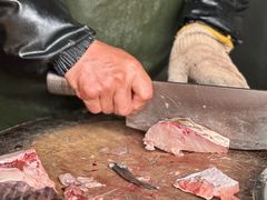 -梅记大块头爆鱼店(乍浦路店)