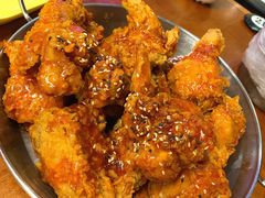 -BHC炸鸡(明洞总店)