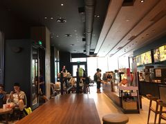 -星巴克臻选(北京太阳宫凯德店)