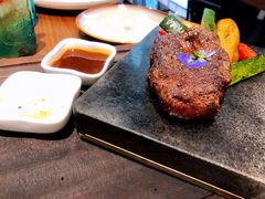 -Erman岩烧牛排(虹桥南丰城店)