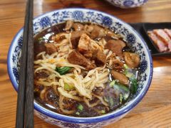 牛肉肥肠面-苏渝轩锅盖面(润州万达广场店)