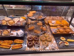 -巴黎贝甜(大宁国际商业广场店)