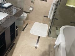 -青岛海尔洲际酒店