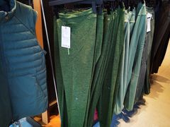 -lululemon(比斯特购物村店)