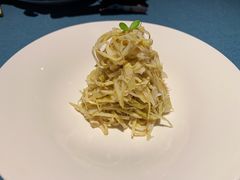 香油拌羊尾竹笋-三利音·玖弄小鲜(浦东嘉里城店)