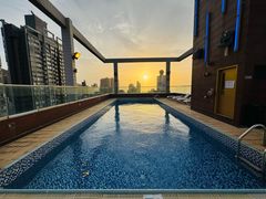 -香港华美达海景酒店