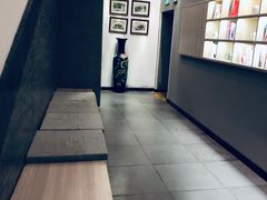 -五号文艺酒店(拙政园苏博地铁站店)