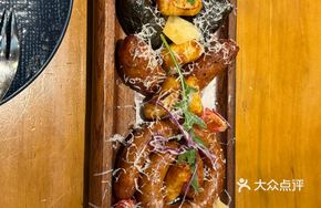 Selected Four Countries Sausage Platter