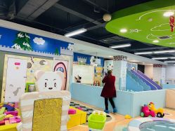 -孩子王童乐园(成都海滨城店)