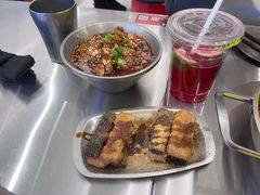 -蓉三少冒烤鸭·四川小吃集(北京首店)