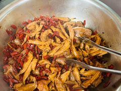 -渔小贰 稻田蛙·鱼火锅