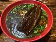 -小龙大肉面馆