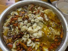 酸菜鱼-黑皮酸菜鱼(三山街店)