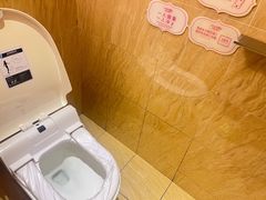 -自由港KTV(王子公主金平店)