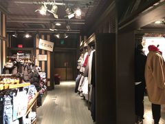 -Hollister Co(杭州万象城店)