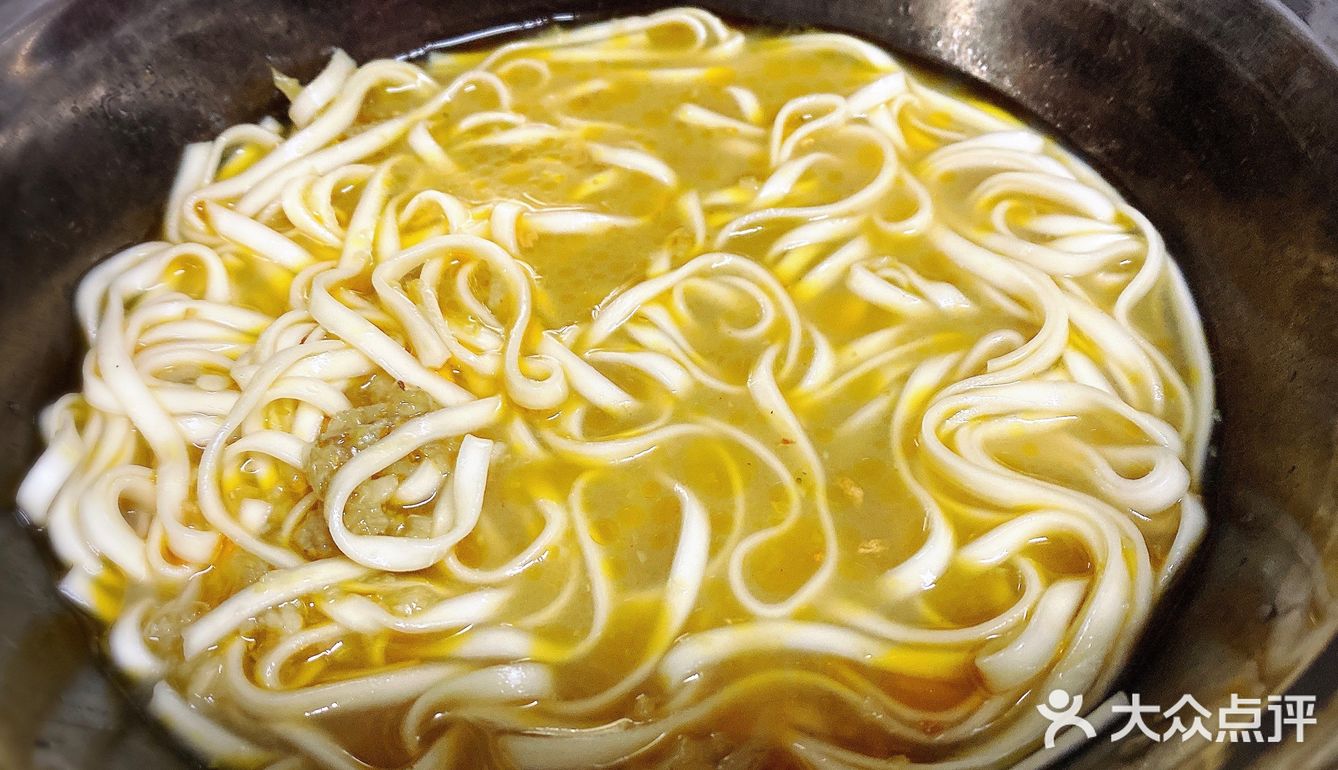 用啤酒烧制的龙虾