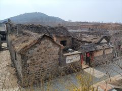 -清风小镇闯关东影视基地