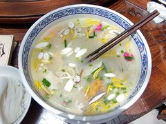 -香麒园·过桥米线·南湖雅宴
