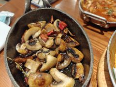 橄榄油香草煎蘑菇-CRAZYONES西班牙海鲜饭(上海美罗城店)