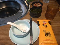 -三人行骨头王火锅(长寿店)