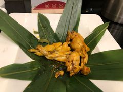 辣得跳-湖锦酒楼·32年地道湖北菜(光谷店)
