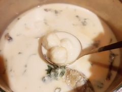 豆浆一锅鲜-佬麻雀·新湘菜(珠海金发购物中心店)