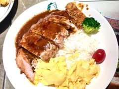 香煎猪扒滑蛋饭-鬆啲茶餐厅(松山湖万科店)