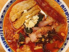 叉烧螺蛳粉-西环肥仔螺蛳粉(总店)