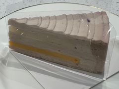 -Fridi Patisserie Cafe