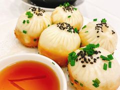 蟹粉生煎包-瑞福园联谊餐室(茂名南路店)