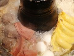 布衣暖锅-水煮三国·川鲁江湖菜(香山店)