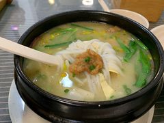 -双桥园·云南过桥米线(古城南门店)