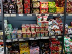 -综合保税区进口商品直销中心(新百店)