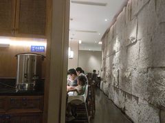 -梁家大院•农家菜(昆山会展中心店)