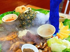 -沐毫傣泐云南菜孔雀宴•手抓饭傣味烧烤(曼听公园店)