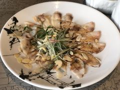 薄切鲜鱼片-穹六人间 people 6(岳阳路店)