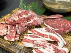 -臻牛烤肉