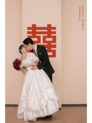 -樱花婚纱摄影