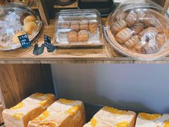 橙香吐司-沁屋面包店(人民东路店)
