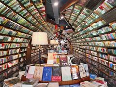 -钟书阁(珍园店)