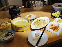 -顶顶香煎饼家常菜(金花南路店)