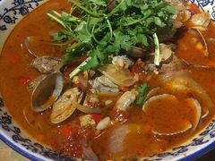 -琥珀老六龙虾(四里河店)