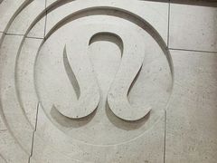 -lululemon(万象城店)