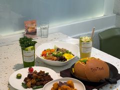 -大树餐厅(环球港店)